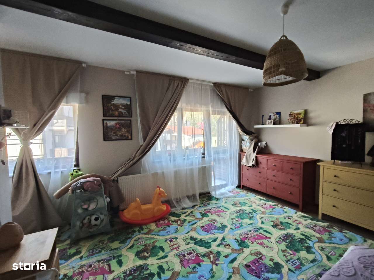 Apartament 3 camere de vanzare in Busteni-4