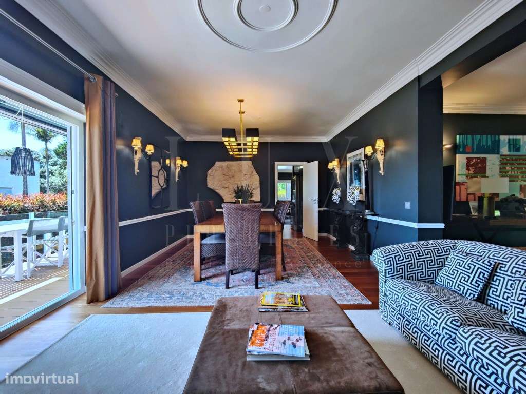 MORADIA DE LUXO NO CENTRO DO ESTORIL-10