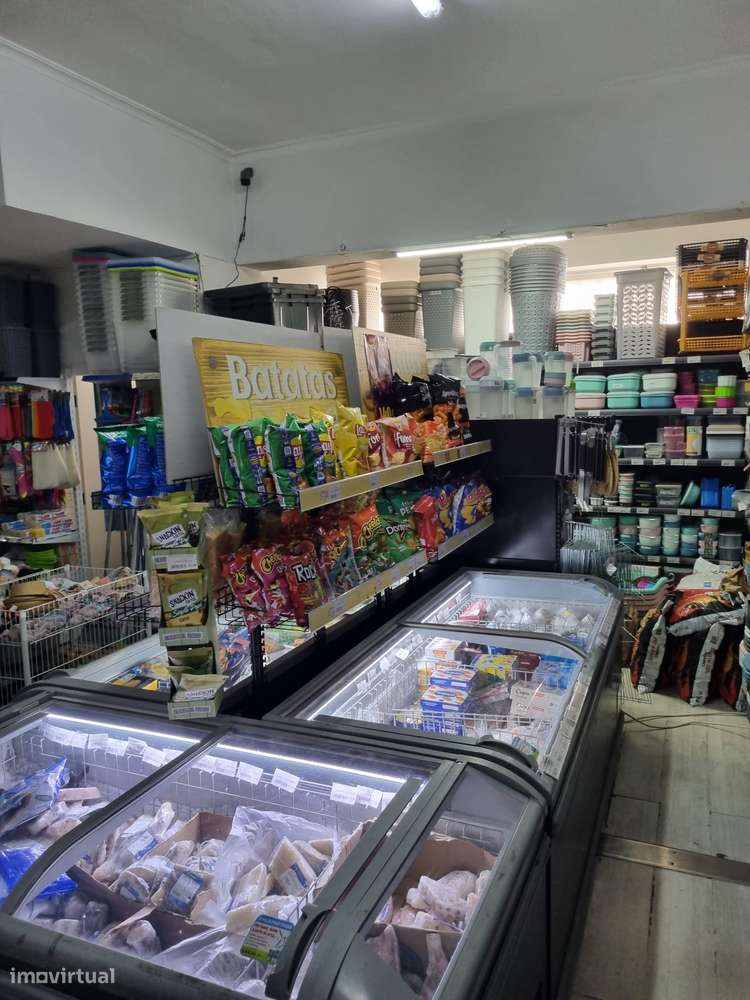 Trespasse minimercado bazar centro de Custóias - Grande imagem: 5/12