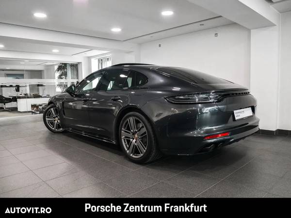 Porsche Panamera 4 E-Hybrid Platinum Edition - 3