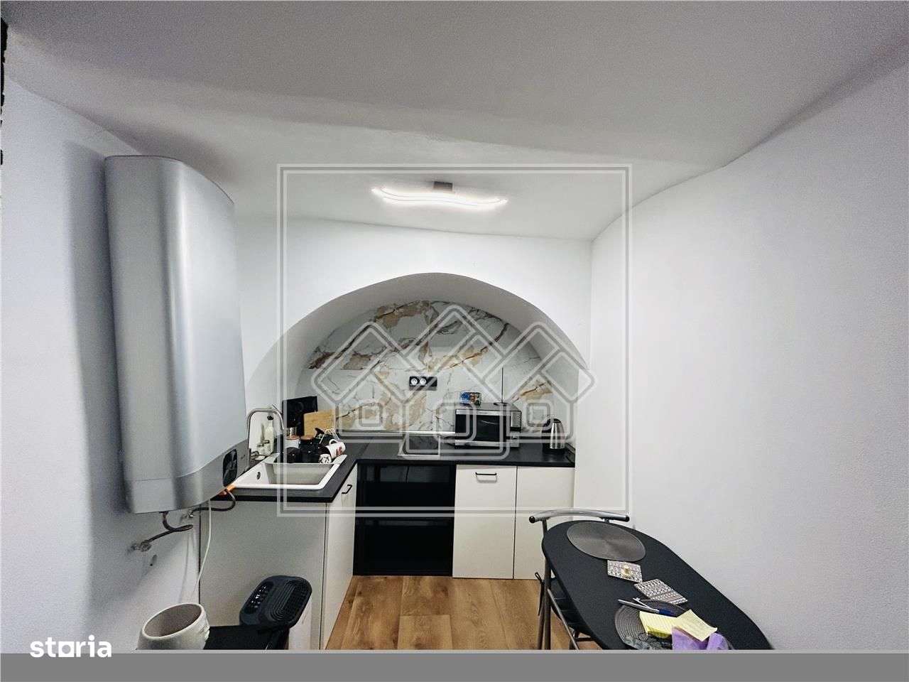 Garsoniera mobilata si utilata, 23 mp utili - Zona Ultracentrala - Imagine principală: 5/12