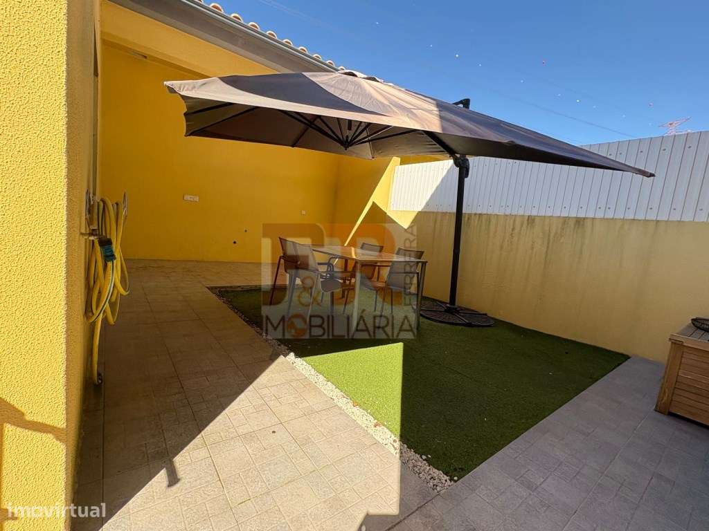 Excelente!!Moradia Geminada Duplex T3 com Gargem Quinta do Conde - Grande imagem: 4/32
