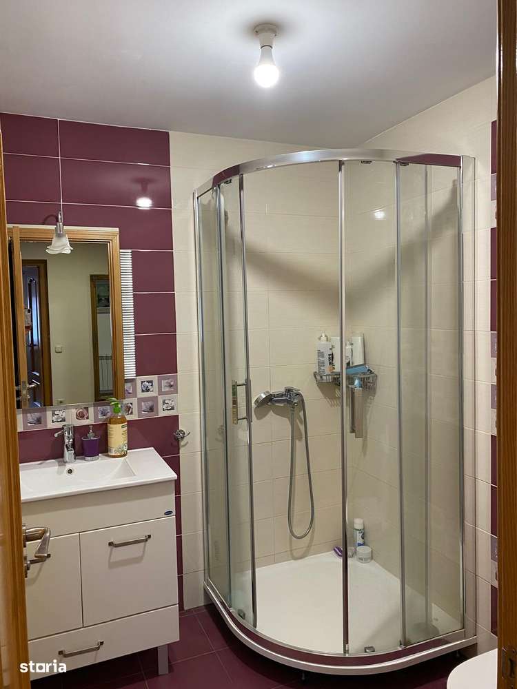 Vând Casă în Codlea.-11