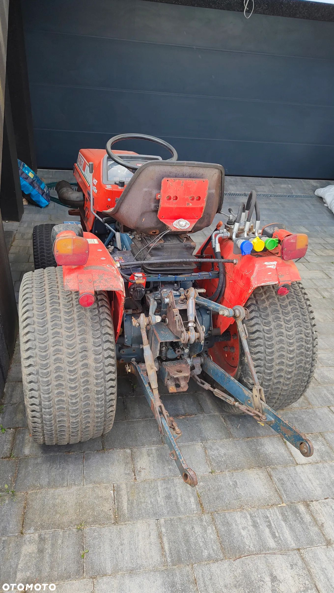 Kubota B1750 HST 4x4 - 1