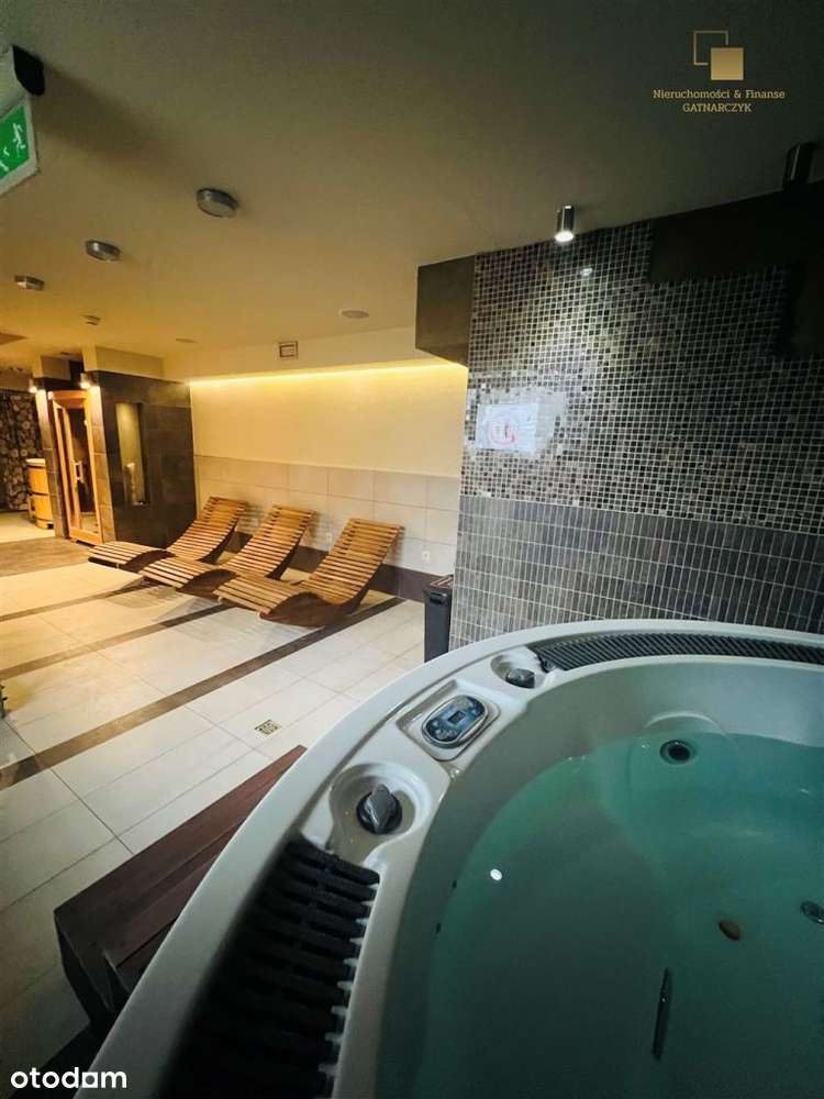 Hotel Zacisze - na sprzedaż z dużym potencjałem !-16