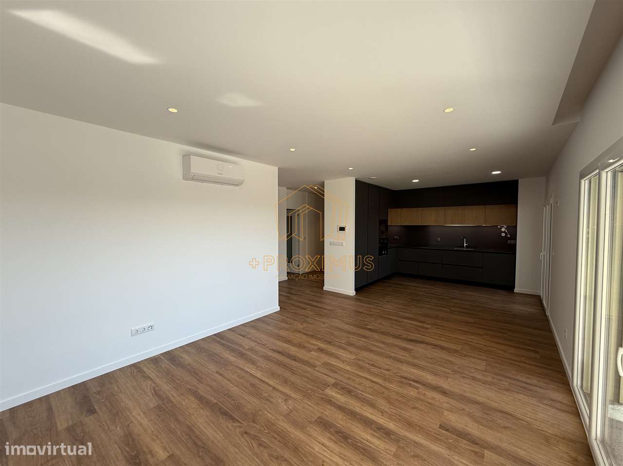 Apartamento T3 novo c/ garagem –Último Andar, Tavarede-18