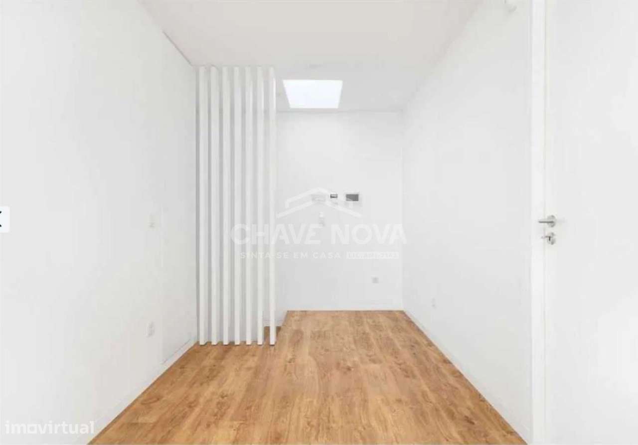 PS - Moradia T4 fase final de acabamentos — Serzedo, Vila Nova de Gaia - Grande imagem: 4/11