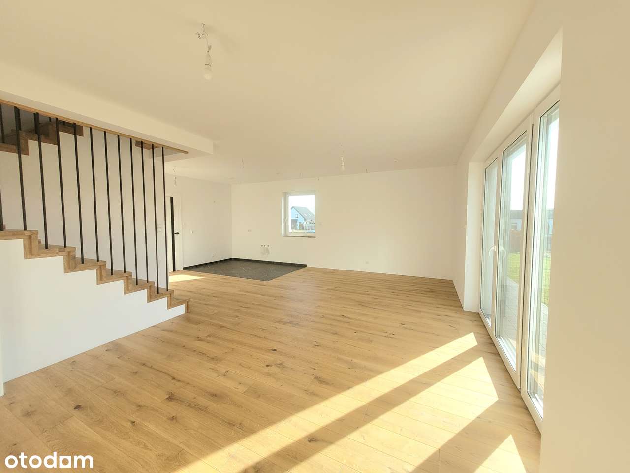 centrum|duża działka|rolety|okno HST|gotowy|PKM|tanie utrzymanie - Pełny obrazek: 4/13