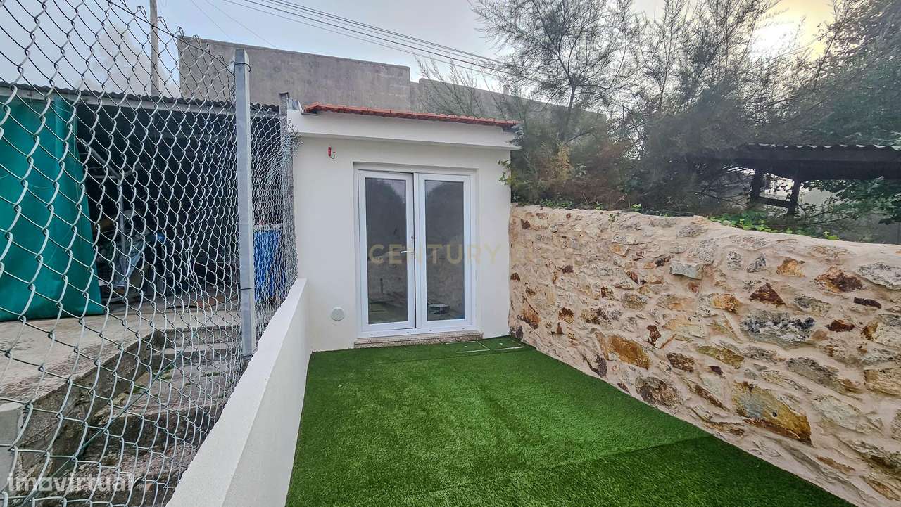 Moradia T2 Totalmente Renovada com Jardim –  a 15 min de Vila do Conde-13