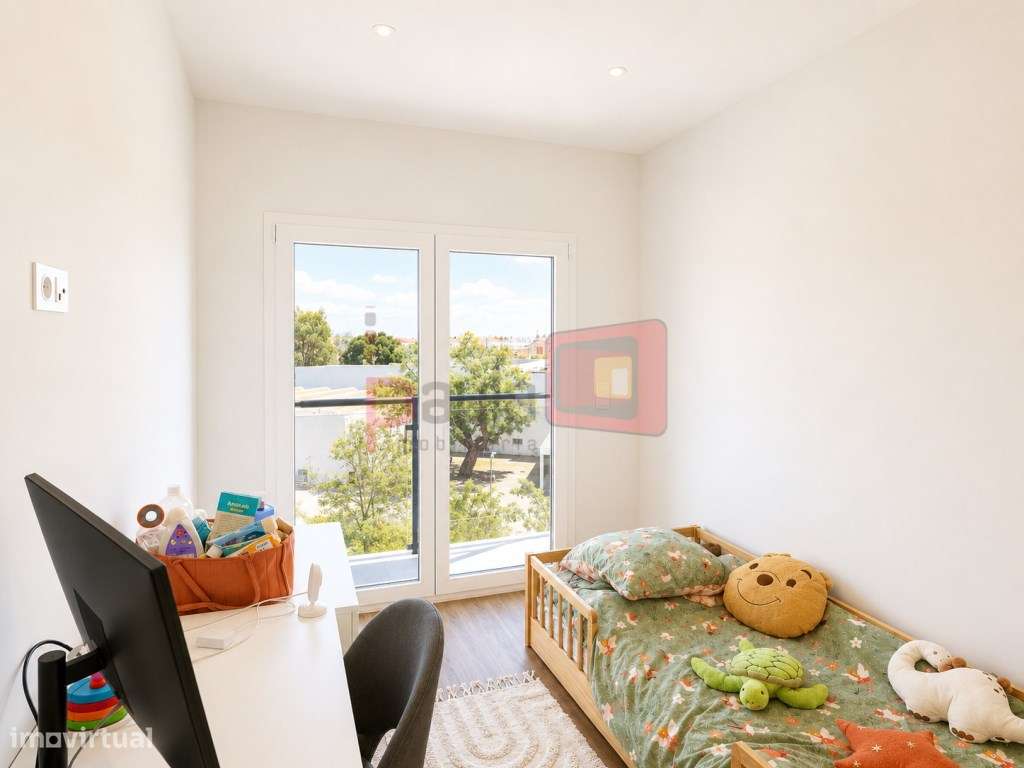 T2 + 1 DUPLEX SEMI-NOVO MONTIJO-20
