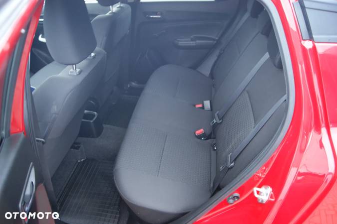 Suzuki Swift 1.2 Premium - 12