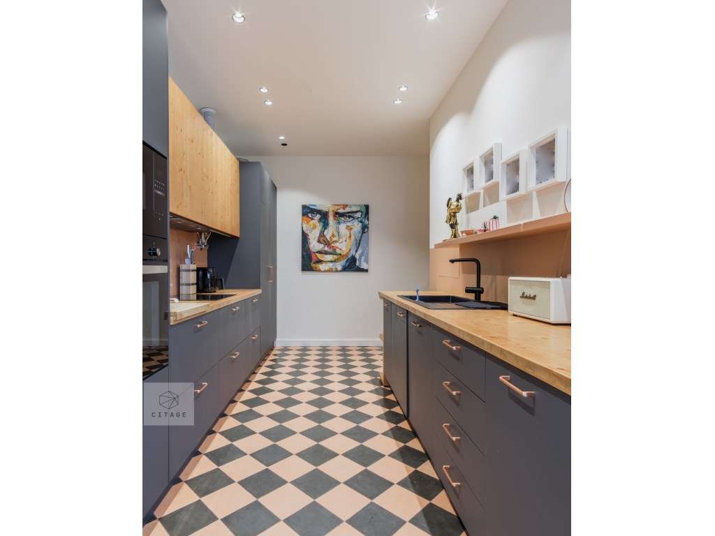 Apartamento T4 para venda Parque Eduardo VII-14