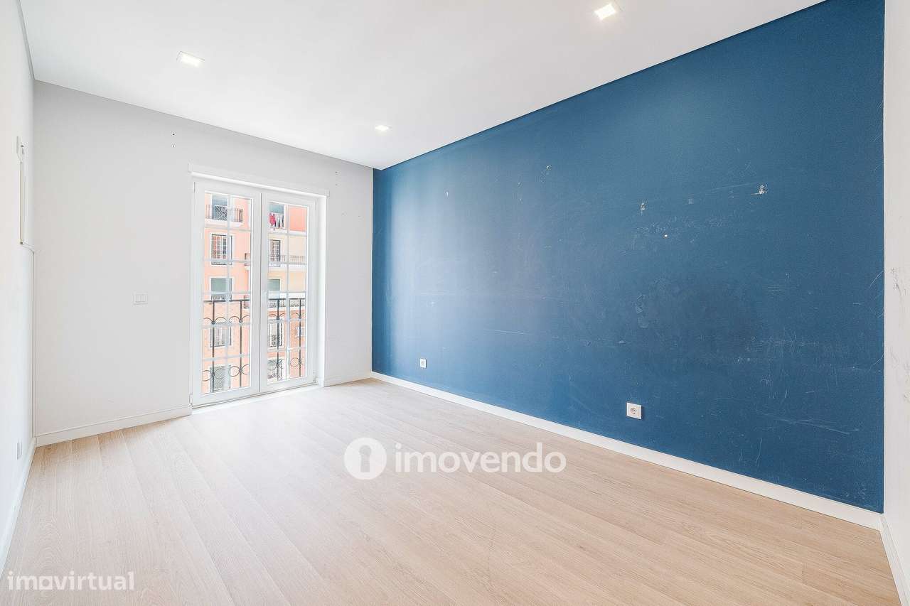 Apartamento T2, com estacionamento e cozinha equipada, na Amadora-21