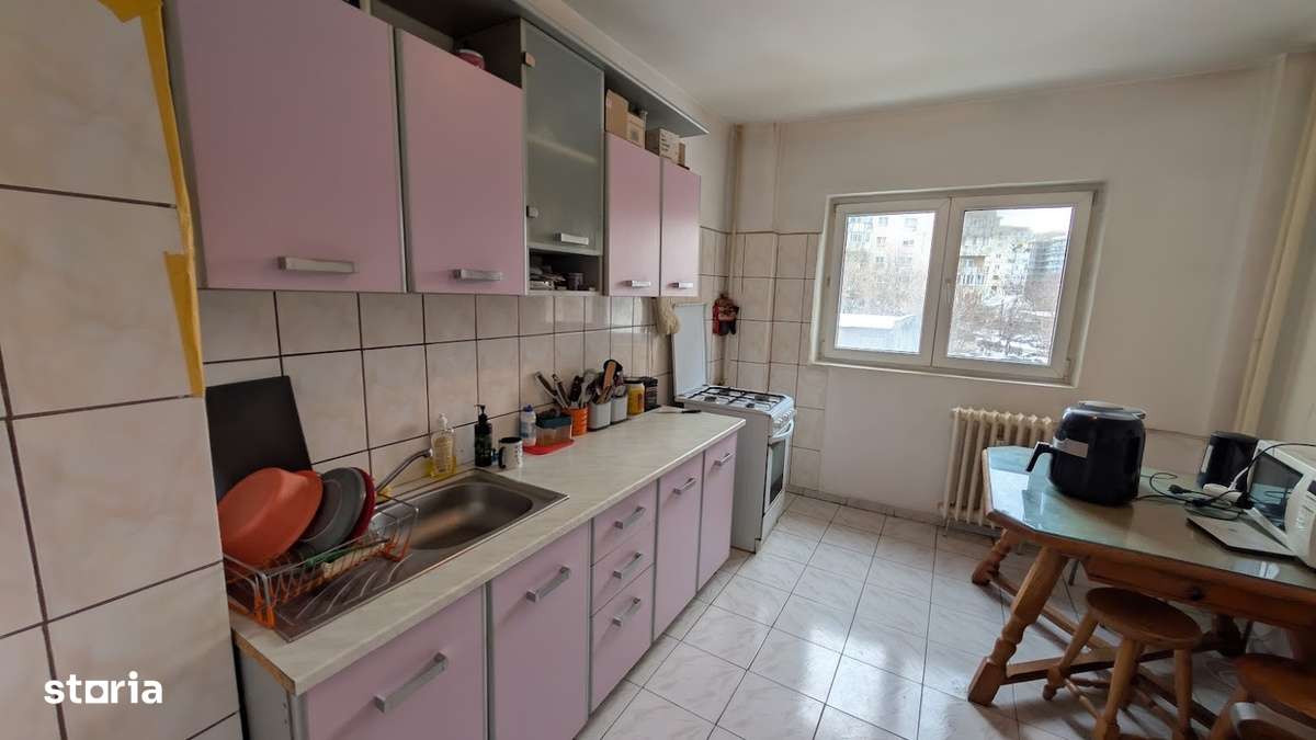 Apartament 4 camere-semidecomandat-zona Oltenitei / Brancoveanu