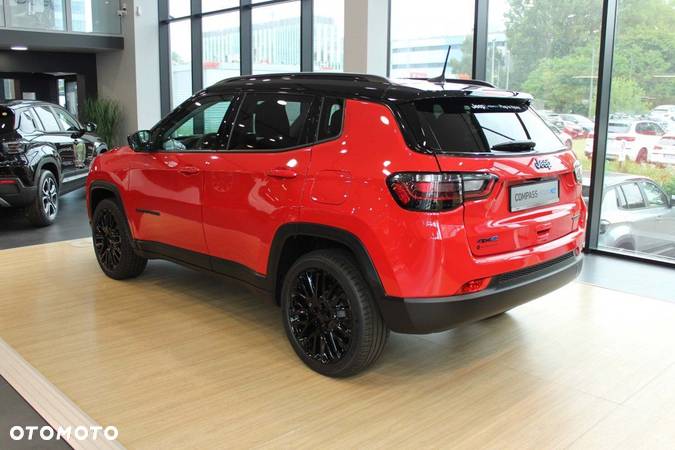 Jeep Compass - 2