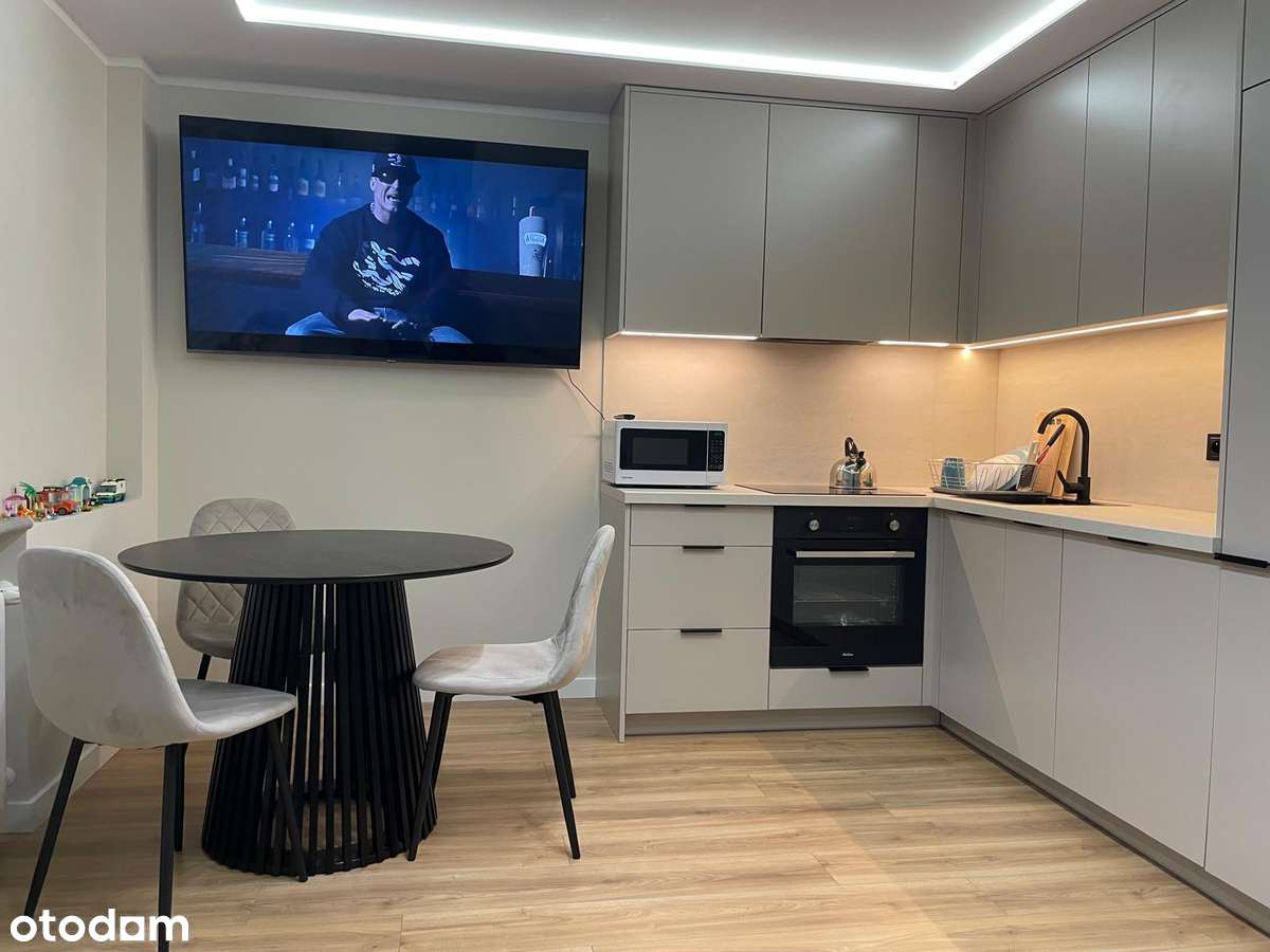 3 pokoje I Podgrzewana podłoga I Umeblowane I Balkon - Pełny obrazek: 2/12