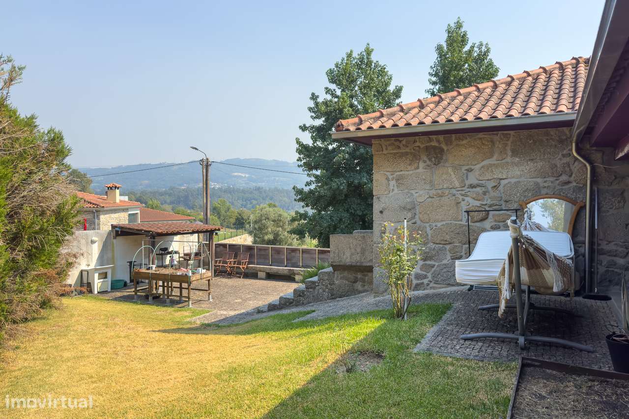 Moradia Independente T3  para Venda ou Permuta, em Prozelo, Amares-21