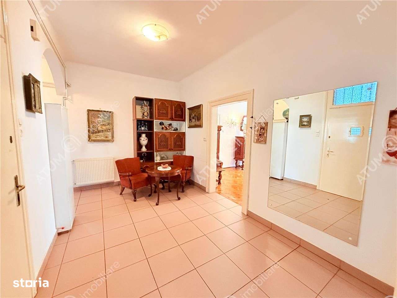 Apartament cu 4 camere la casa cu garaj terasa si curte zona Sub Arini-17