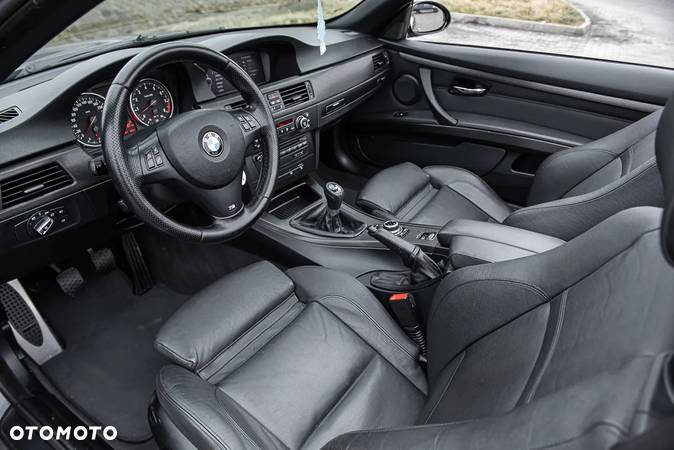 BMW Seria 3 325i - 15