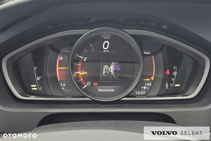 Volvo V40 - 18