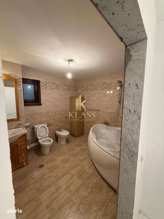 Vila de inchiriat | Tineretului | 8 camere - Imagine principală: 4/13