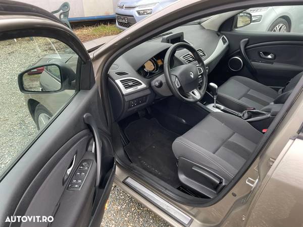 Renault Megane 1.5 dCi Dynamique Aut. - 10