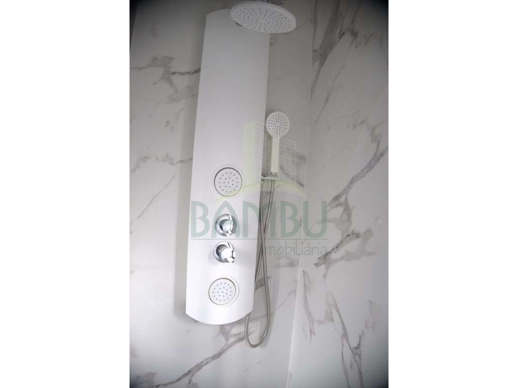 Moradia T3 para venda em Valença-9