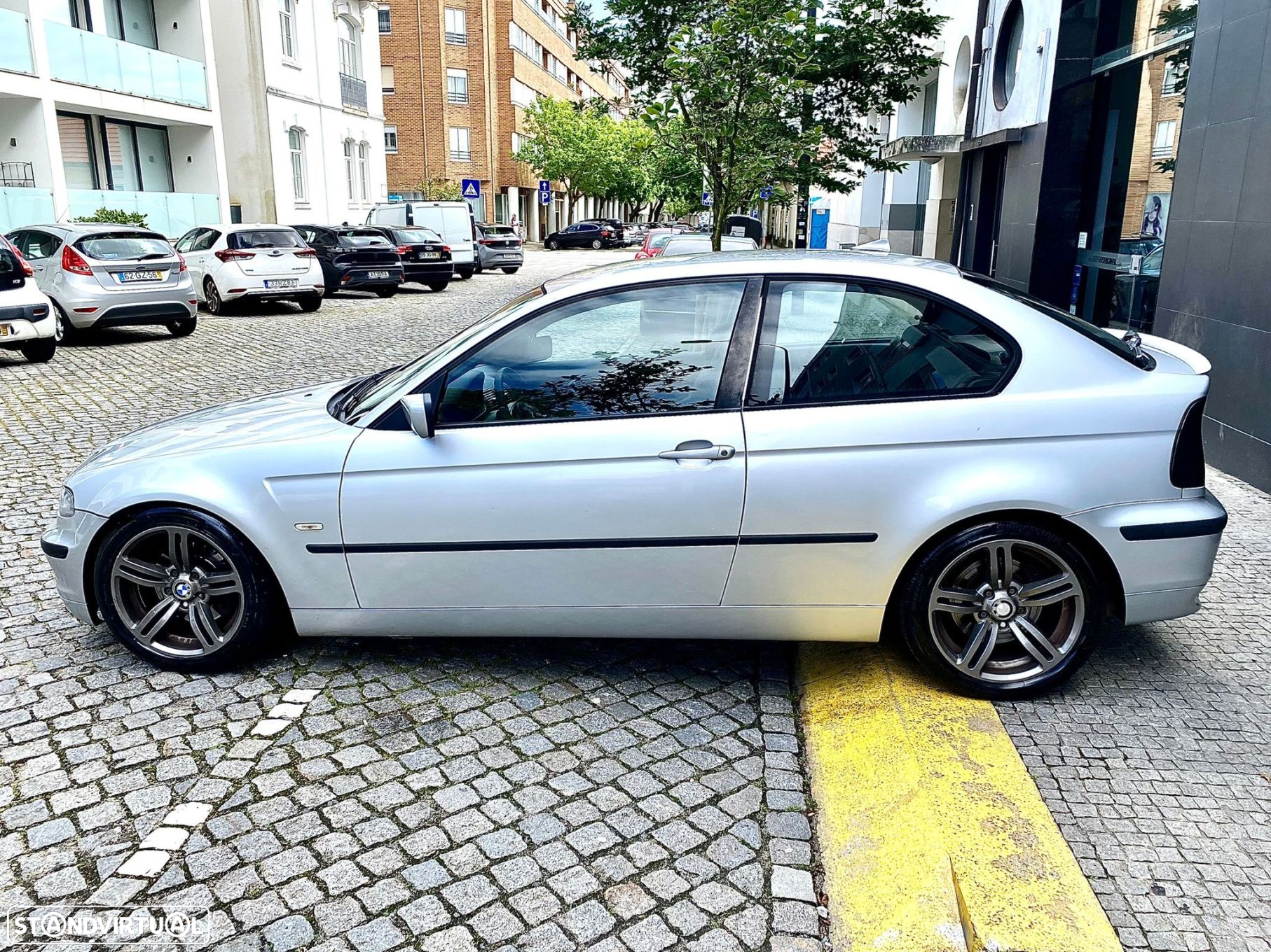 BMW 320 d Compact - 9