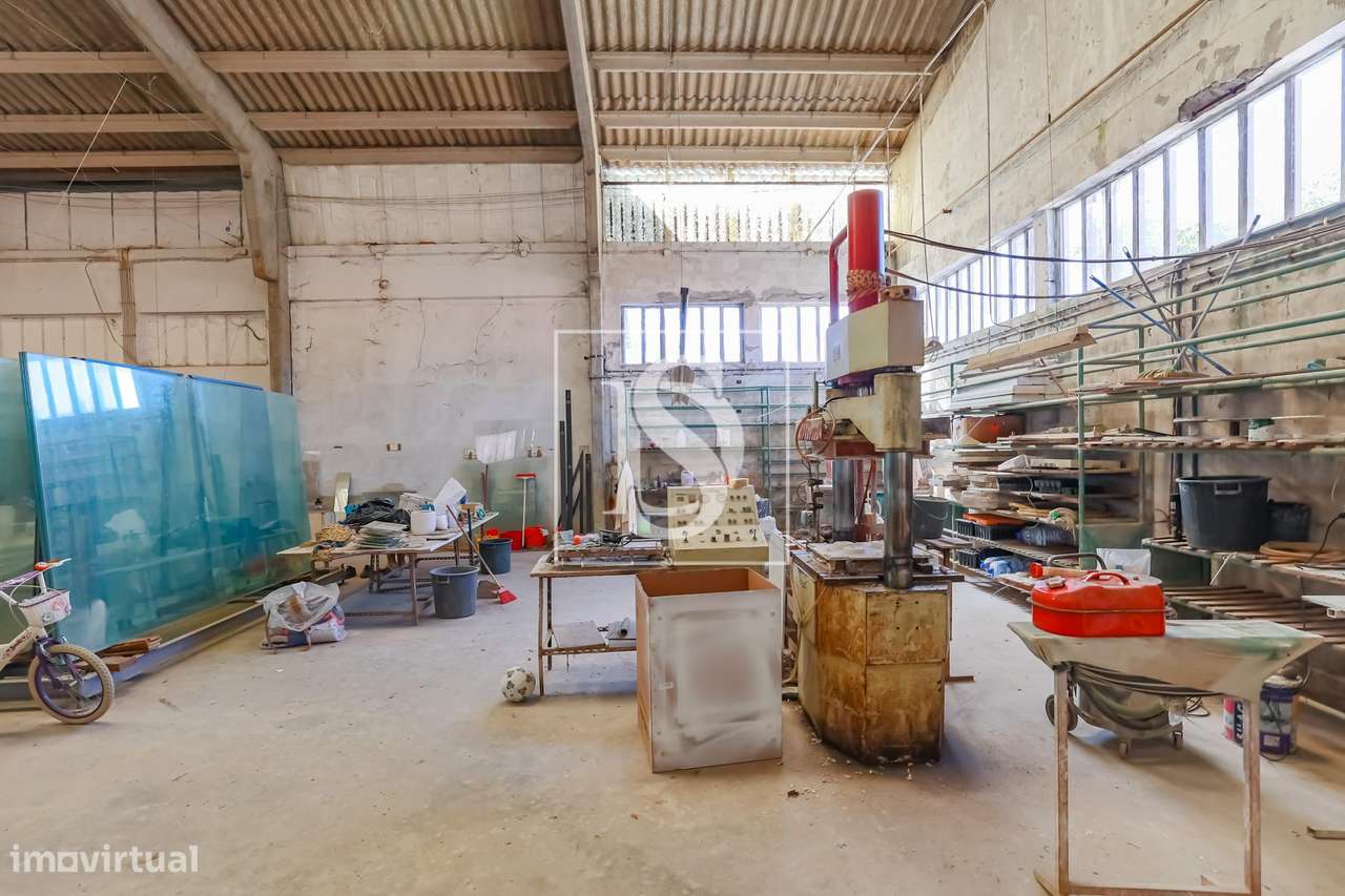 Armazém, Braga, Barcelos, Manhente - Grande imagem: 4/10