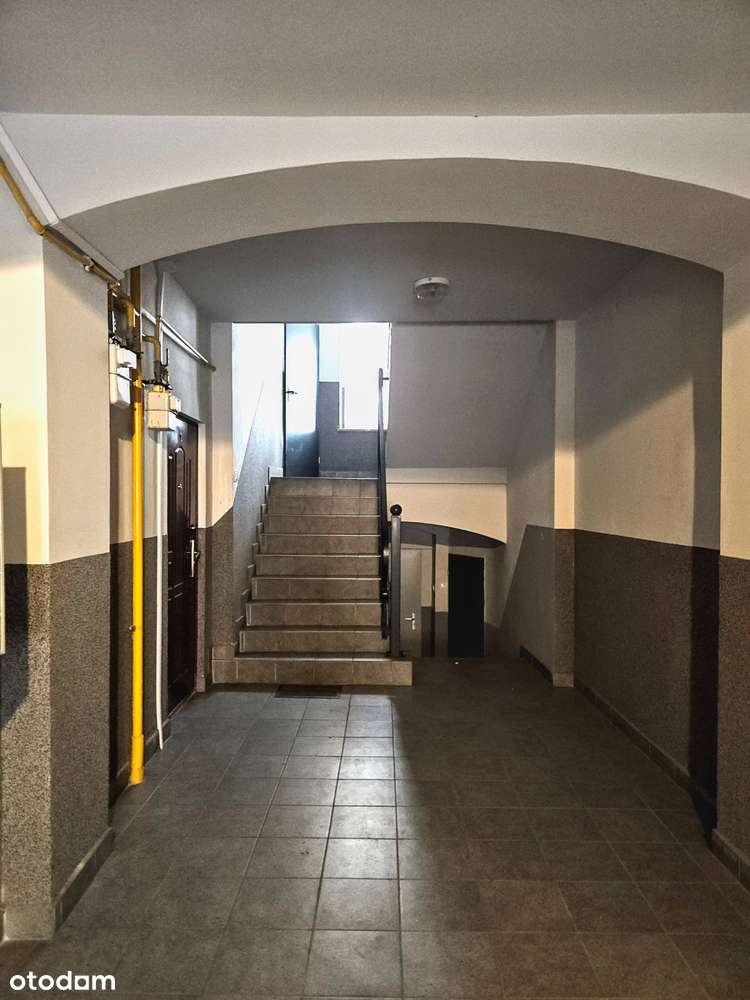 Na sprzedaż – lokal usługowy w centrum Wałbrzycha.-5