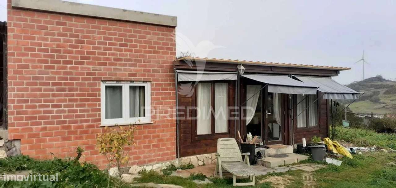 Terreno Urbano com benfeitorias - Grande imagem: 3/15