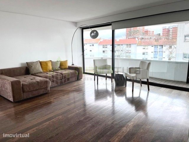 Apartamento T3 | Foz do Douro | varandas 45m2 | Garagem Box 40m2-2