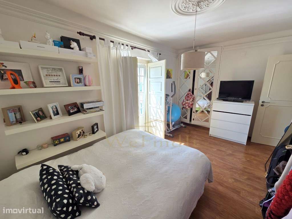 Charmosa moradia T4, na Ericeira, com fantástica vista mar-23