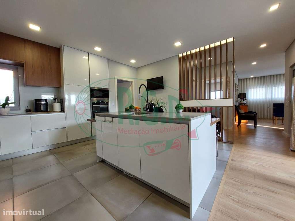 Moradia T3+1 Térrea | São Cosme | 10 min Porto-14