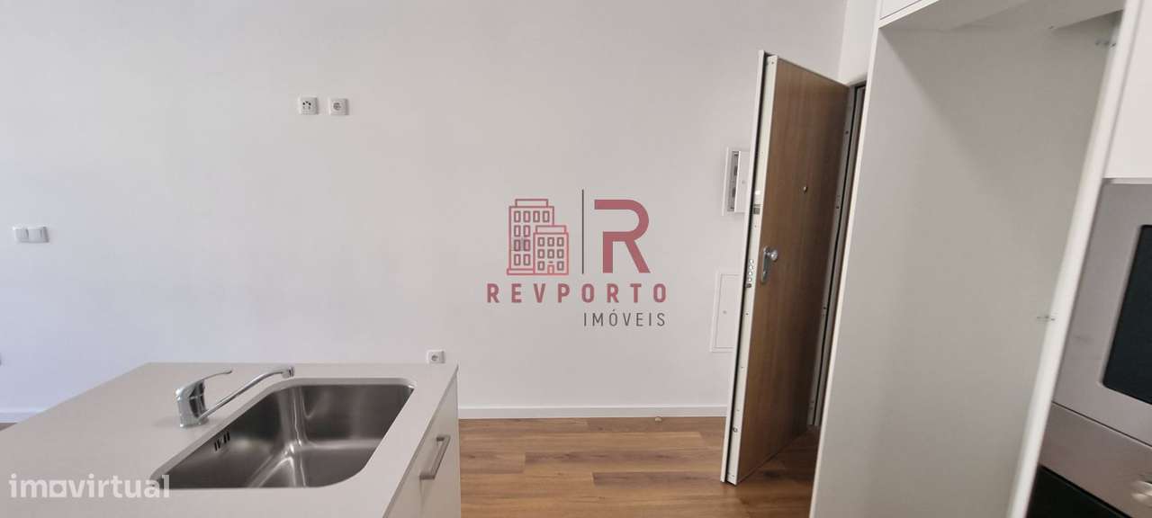 Apartamento T2, Novo, com suite e garagem dupla - Grande imagem: 4/36