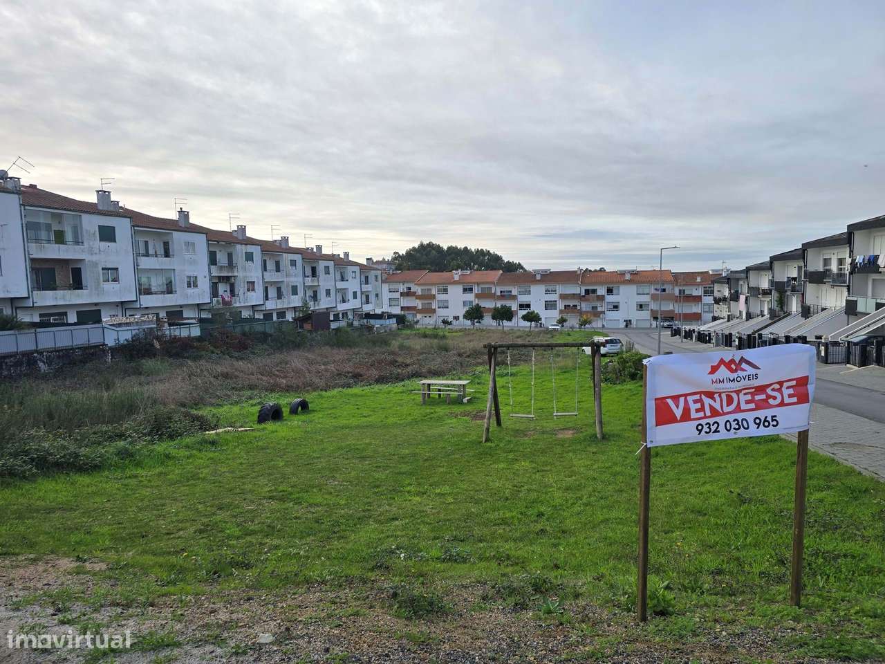 Terreno de Construção - Grande imagem: 3/4