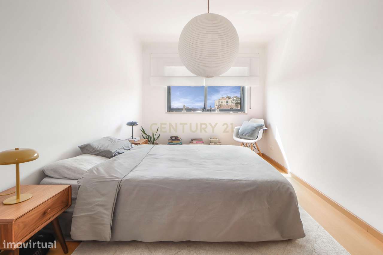 Apartamento T3 | 86 m2 + 14 m2 | Lugar de Garagem | Vista Rio Tejo | A-30