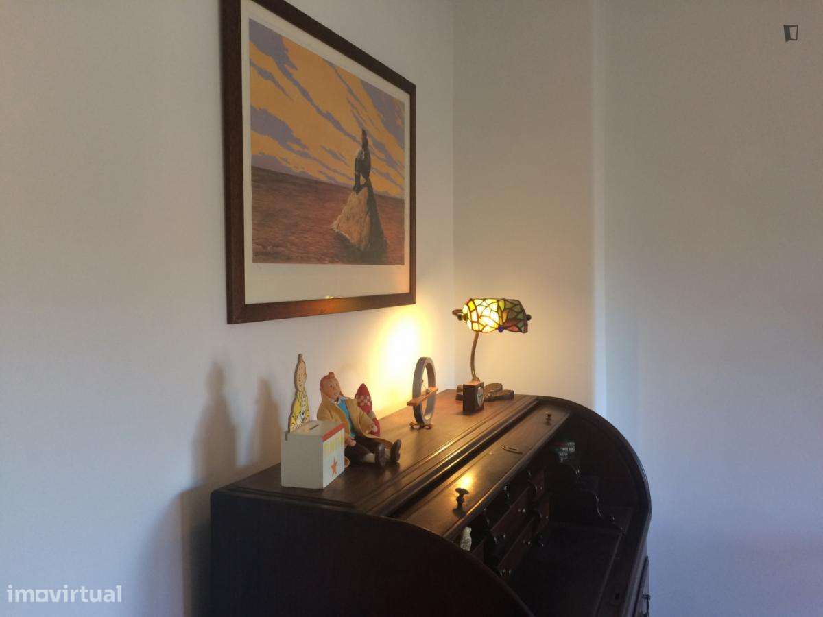 Quarto - localizado em Oeiras Lisbon - Grande imagem: 3/48