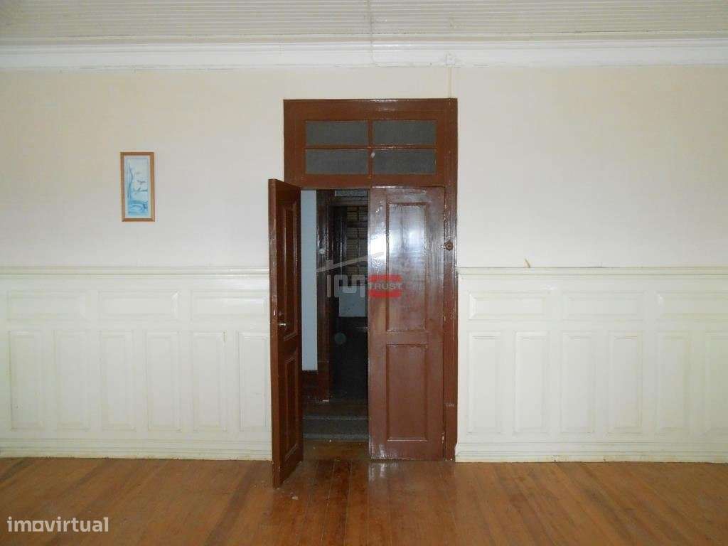 Moradia Senhorial T4-6