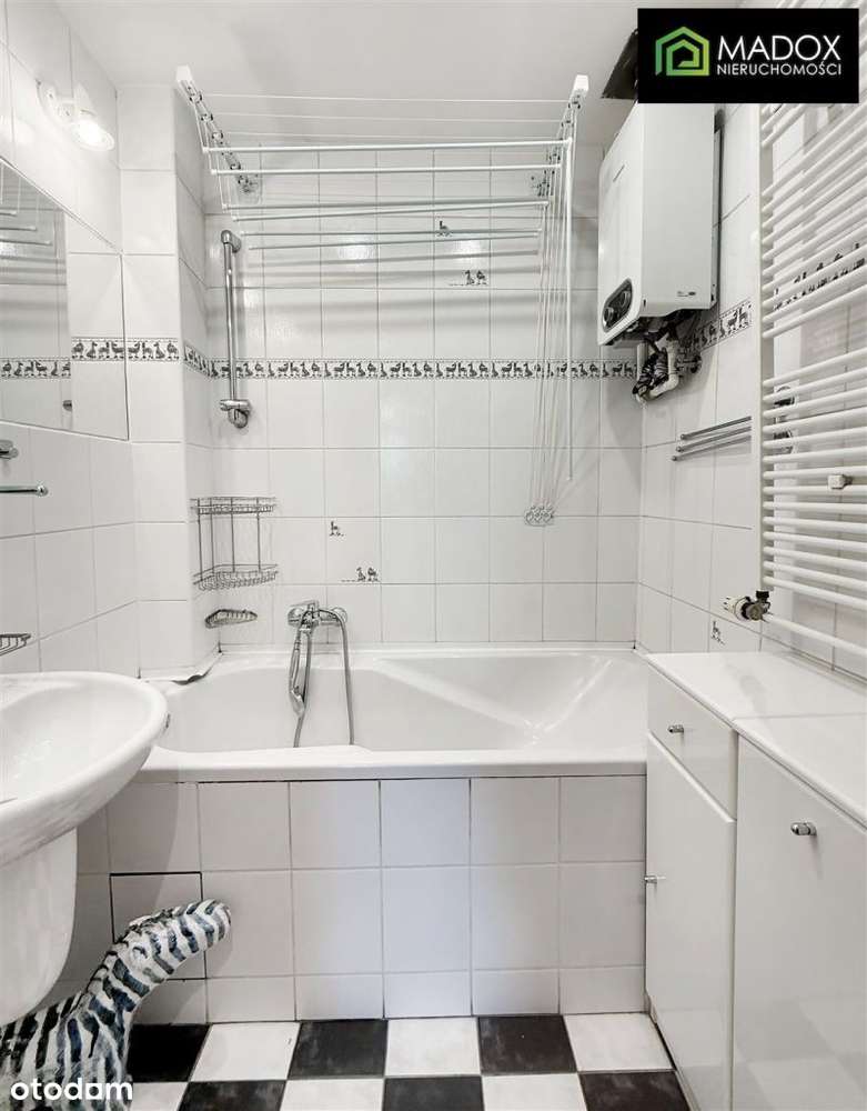 Trzy pokoje w centrum z wyjątkowym widokiem.-7