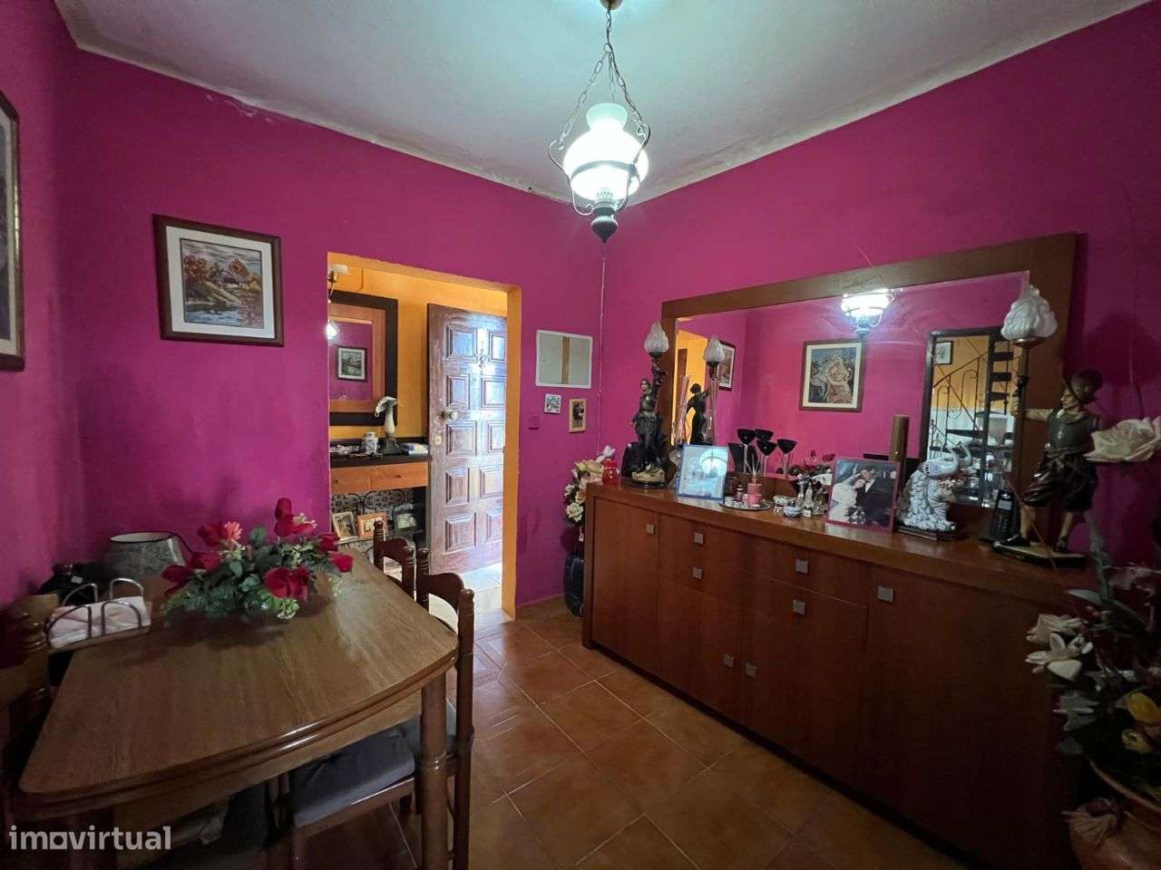 Vende-se moradia V3 na Amadora-11
