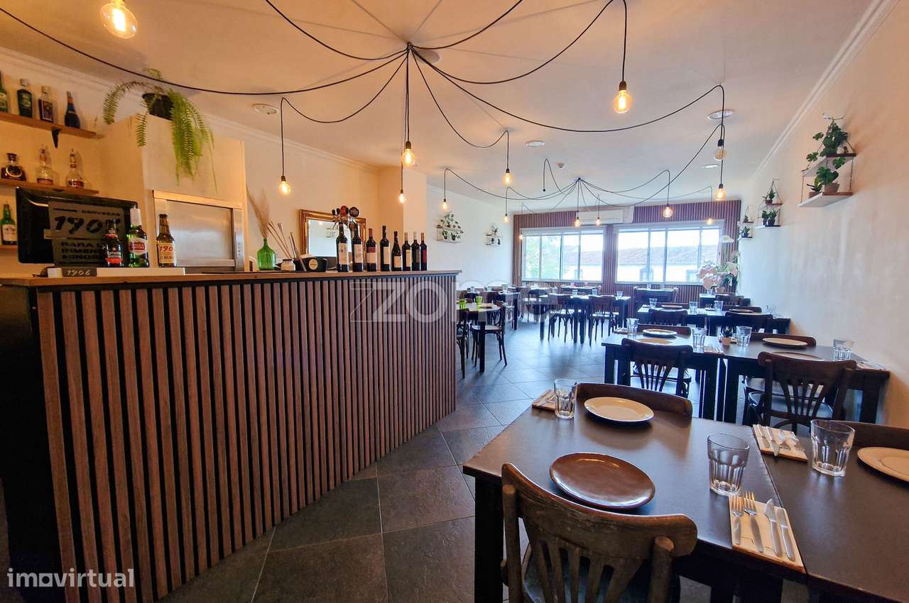 Restaurante Equipado no Centro de Ponta Delgada – Investimento-14