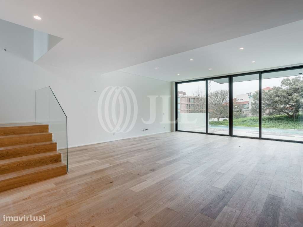 Moradia T4, com vista rio e mar, com piscina, em Canidelo - Grande imagem: 3/38