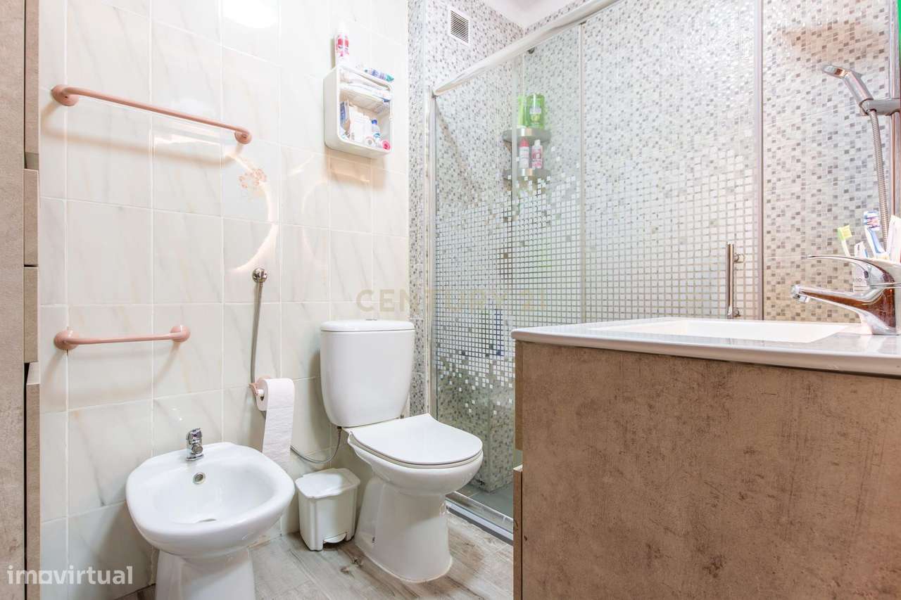 Apartamento T2 renovado-7