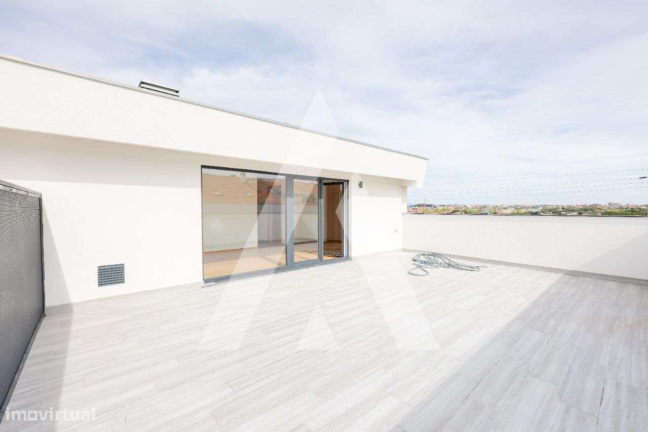 Fantástico Apartamento T3 Duplex junto ao Glicínias - Grande imagem: 3/49