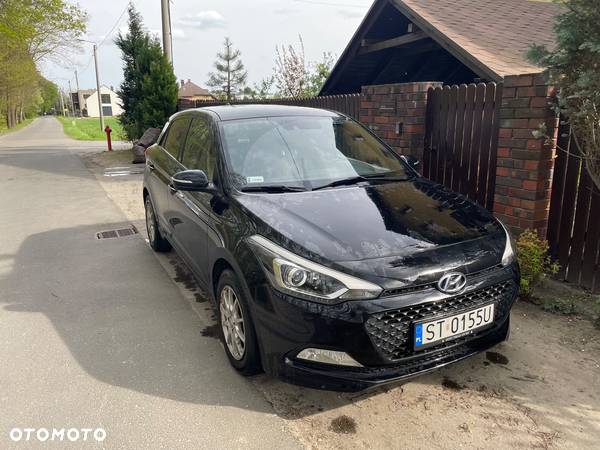 Hyundai i20 1.2 Passion - 16