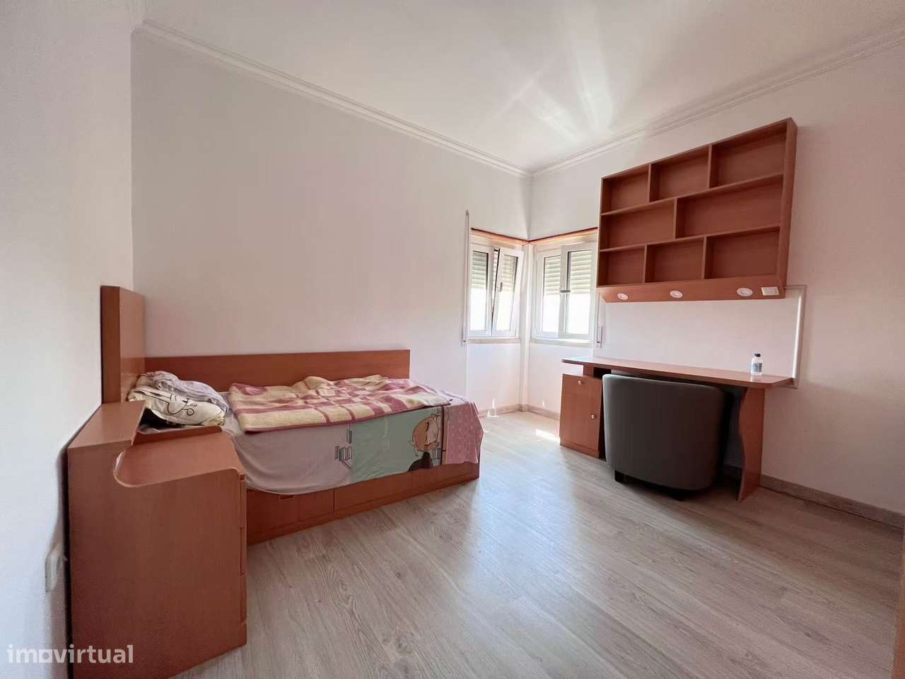 Propriedade remodelada V5 com terrenos anexos!-11