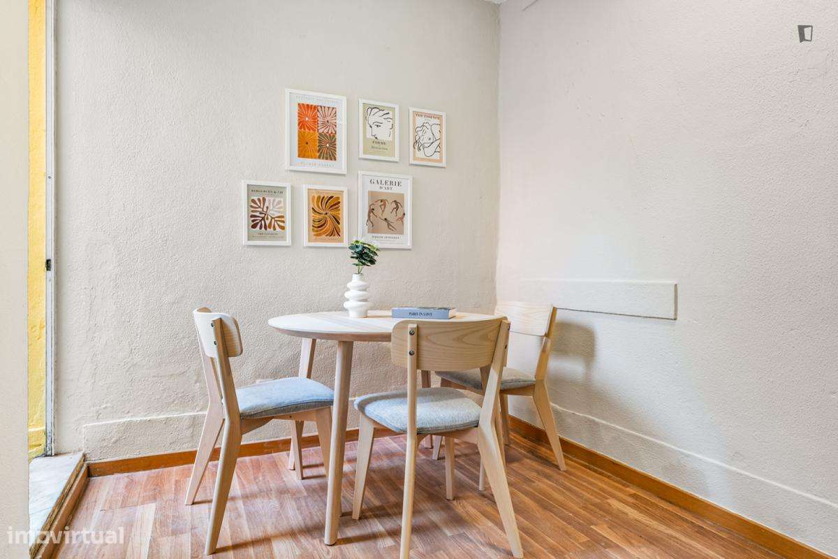 Quarto - localizado em Alameda Lisbon - Grande imagem: 4/7