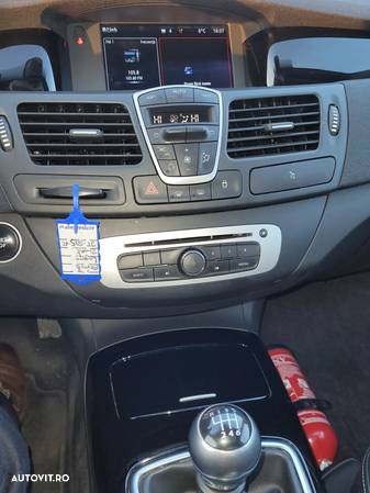 Renault Laguna Grandtour ENERGY dCi 130 FAP Start-Stop Bose Edition - 11