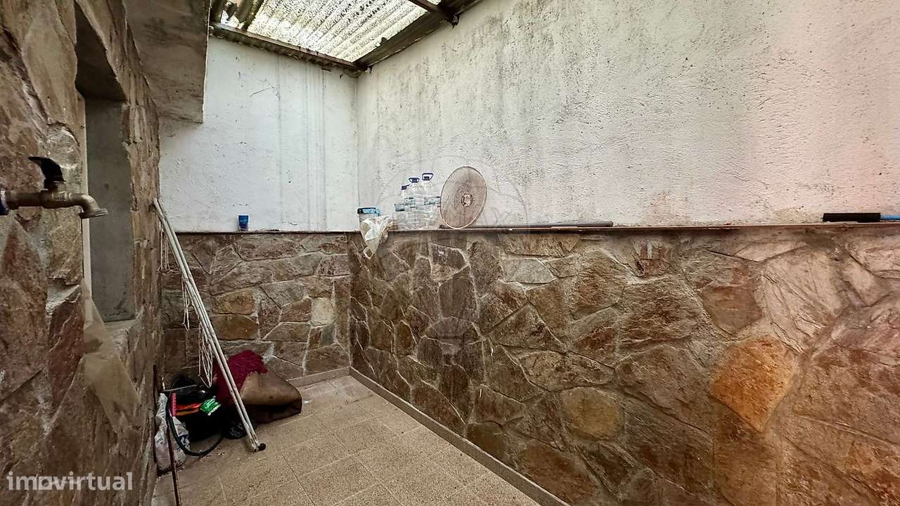 Moradia T3 para venda-15